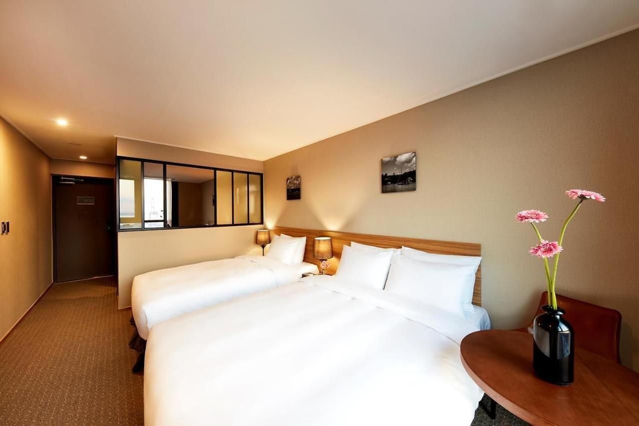 Golden Harbor Hotel Pyeongtaek Exterior foto