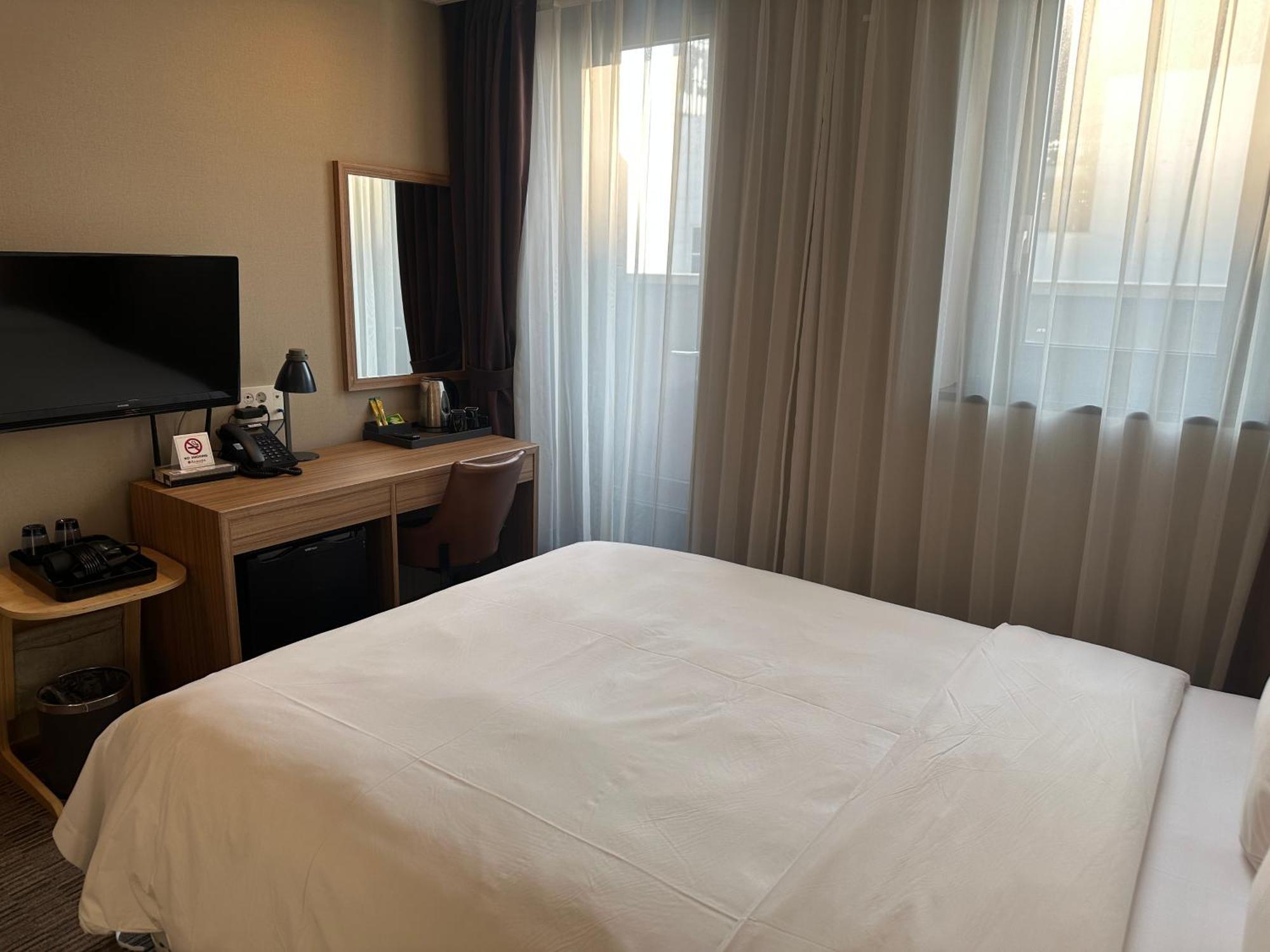 Golden Harbor Hotel Pyeongtaek Exterior foto